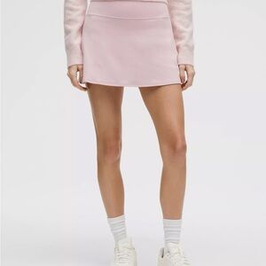 Lululemon Women’s Pink Mini Skirt
